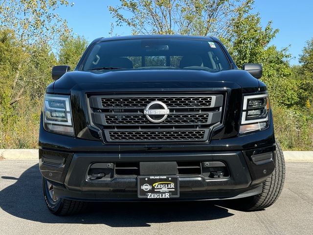 2024 Nissan Titan SV