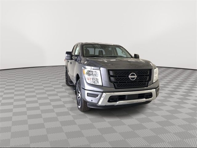 2024 Nissan Titan SV