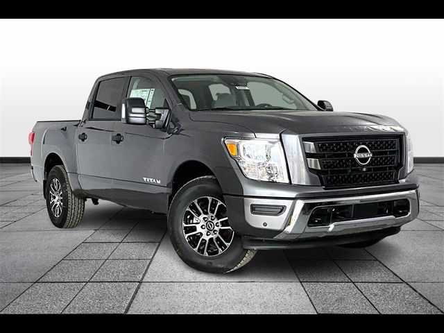 2024 Nissan Titan SV