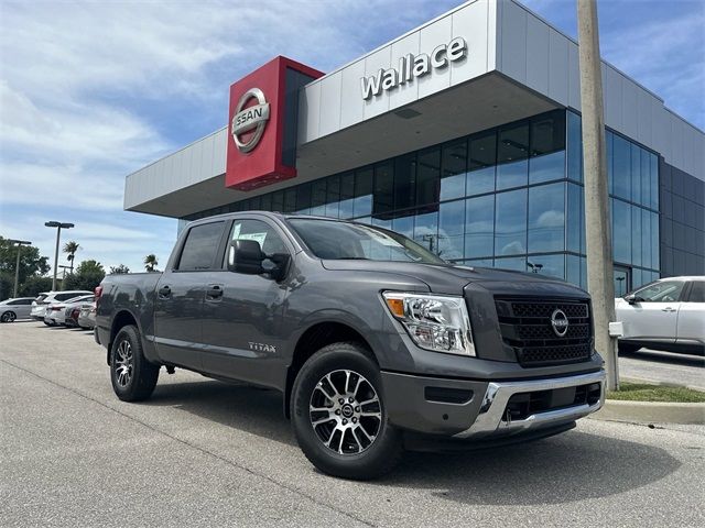 2024 Nissan Titan SV