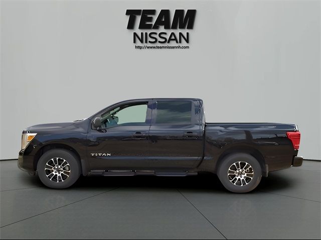 2024 Nissan Titan SV