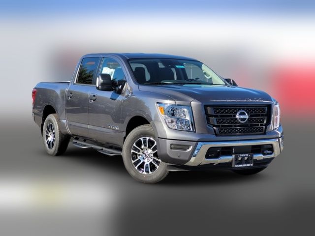 2024 Nissan Titan SV