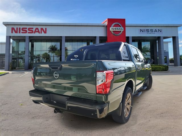 2024 Nissan Titan SV