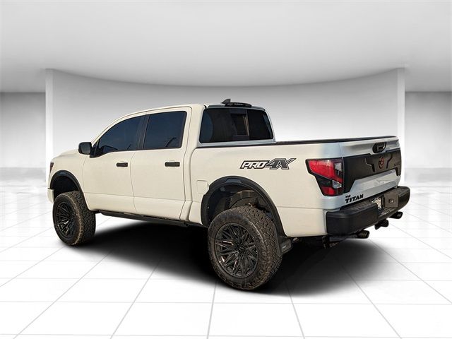 2024 Nissan Titan SV