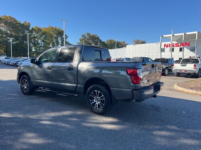 2024 Nissan Titan SV