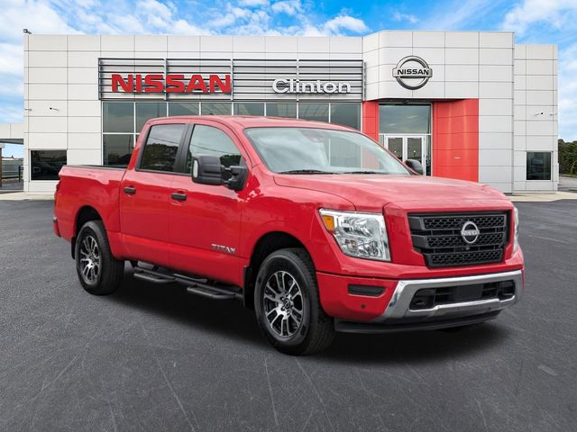 2024 Nissan Titan SV