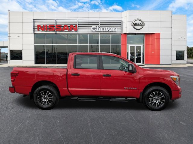 2024 Nissan Titan SV