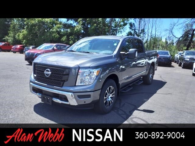 2024 Nissan Titan SV