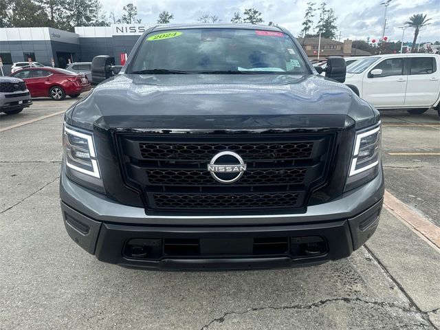 2024 Nissan Titan SV