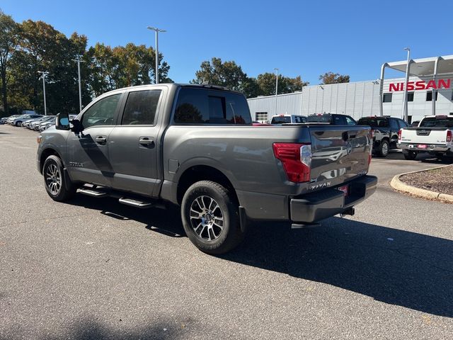 2024 Nissan Titan SV