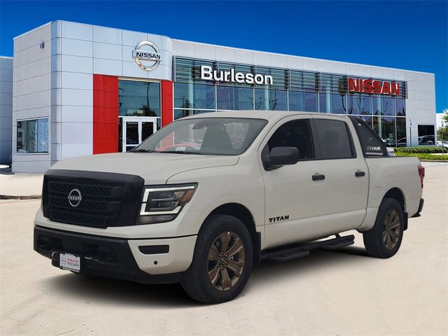 2024 Nissan Titan SV