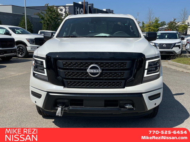 2024 Nissan Titan SV