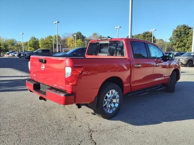 2024 Nissan Titan SV