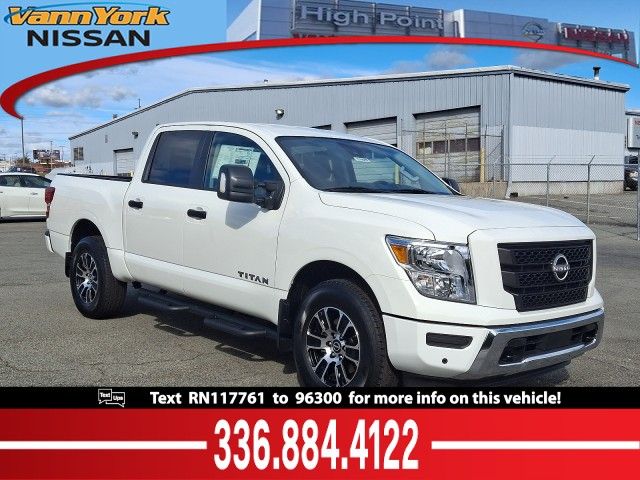 2024 Nissan Titan SV