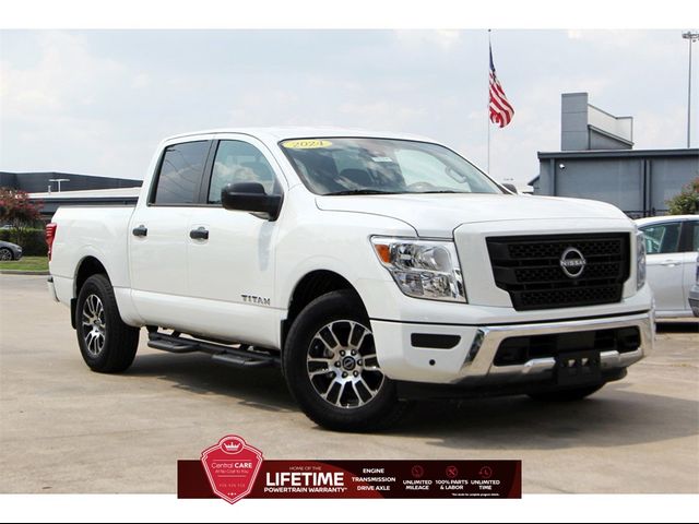 2024 Nissan Titan SV