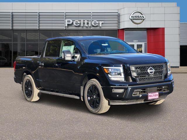 2024 Nissan Titan SV