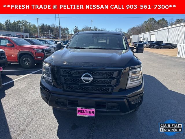 2024 Nissan Titan SV