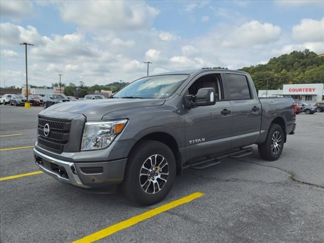 2024 Nissan Titan SV