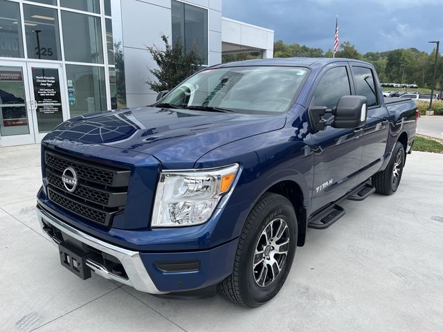 2024 Nissan Titan SV