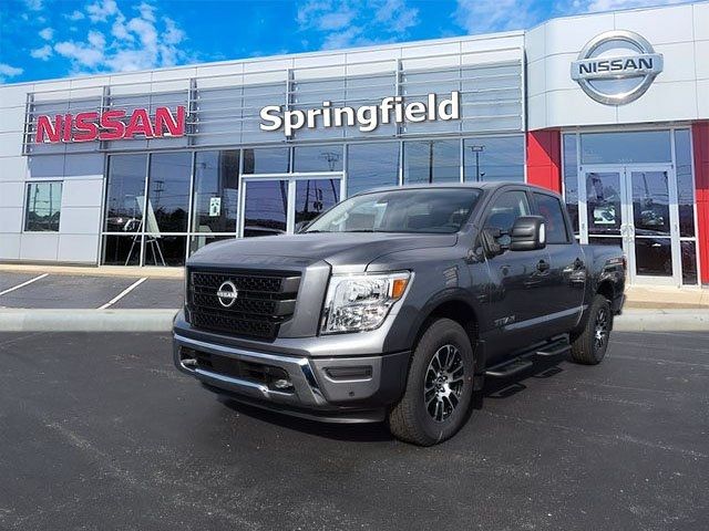 2024 Nissan Titan SV