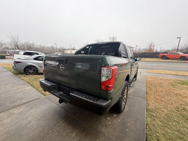 2024 Nissan Titan SV