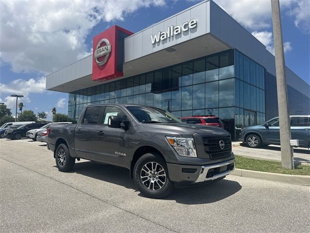 2024 Nissan Titan SV