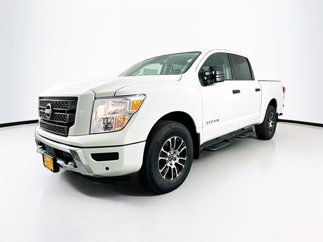 2024 Nissan Titan SV