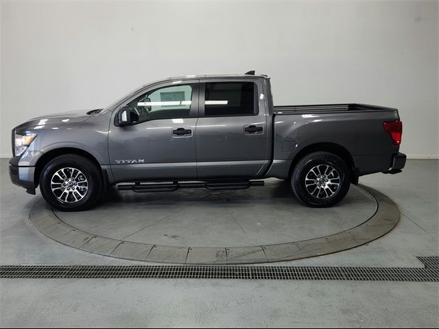 2024 Nissan Titan SV