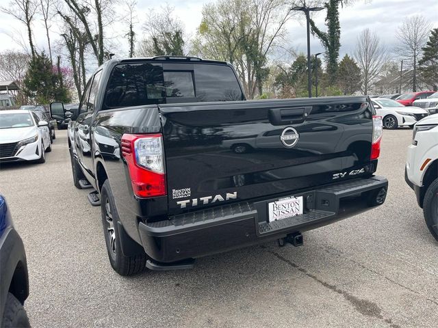 2024 Nissan Titan SV