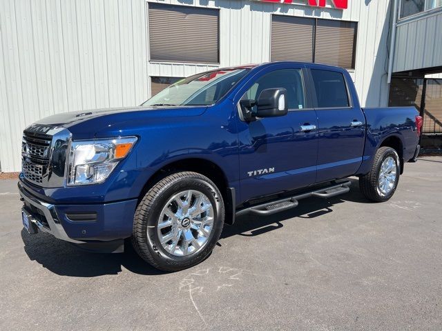 2024 Nissan Titan SV