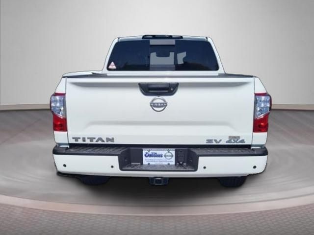 2024 Nissan Titan SV