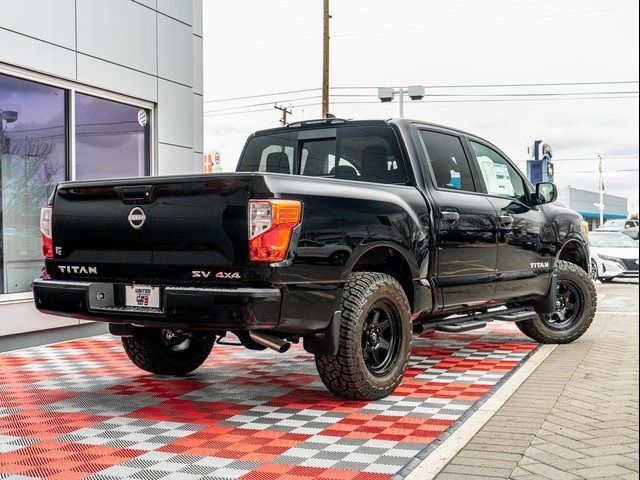 2024 Nissan Titan SV