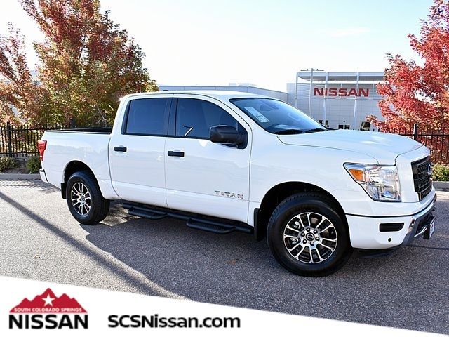 2024 Nissan Titan SV