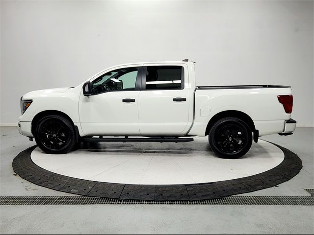 2024 Nissan Titan SV