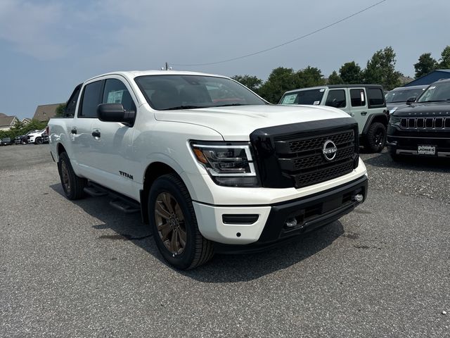 2024 Nissan Titan SV