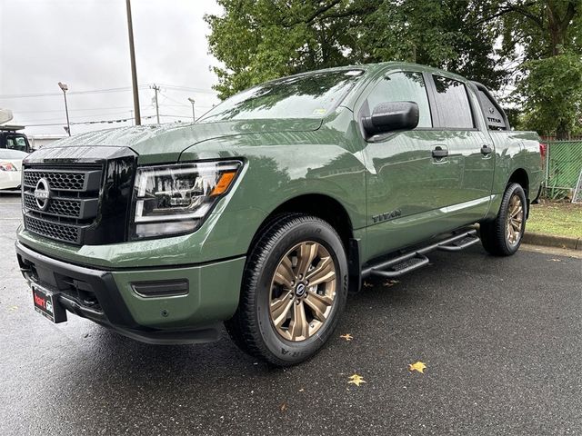 2024 Nissan Titan SV