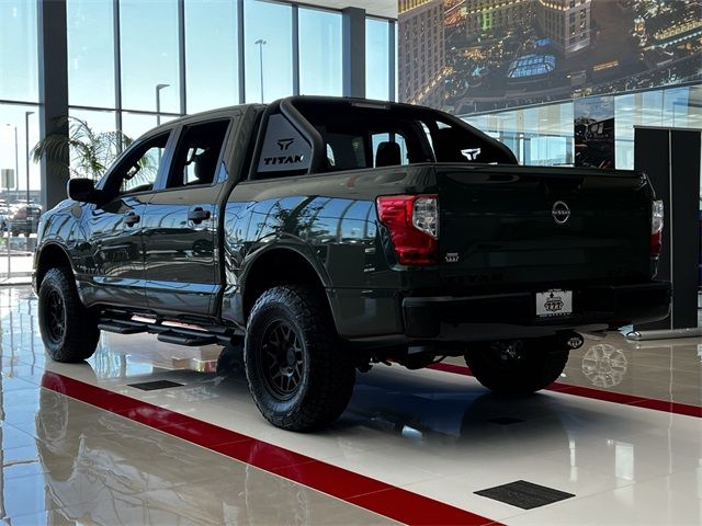 2024 Nissan Titan SV