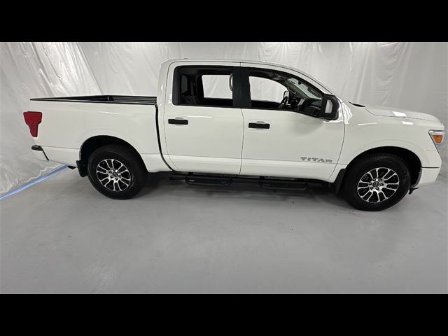 2024 Nissan Titan SV