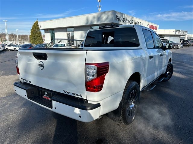 2024 Nissan Titan SV