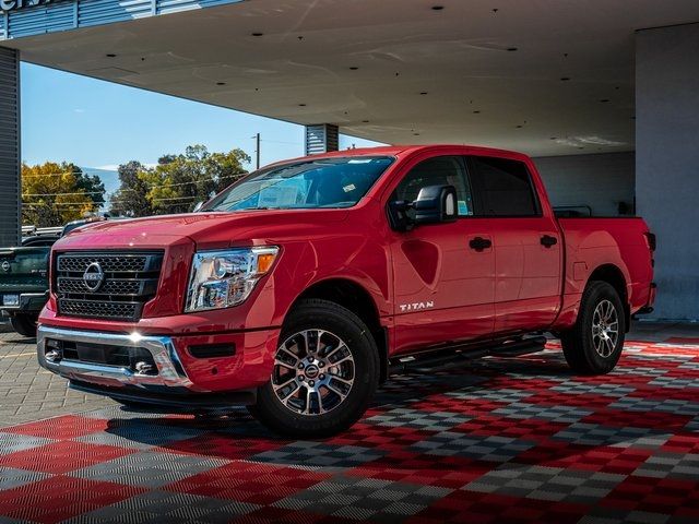 2024 Nissan Titan SV