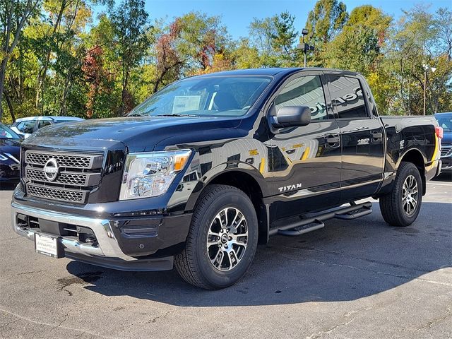 2024 Nissan Titan SV