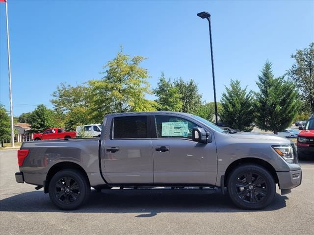 2024 Nissan Titan SV