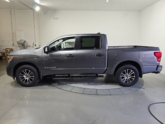 2024 Nissan Titan SV