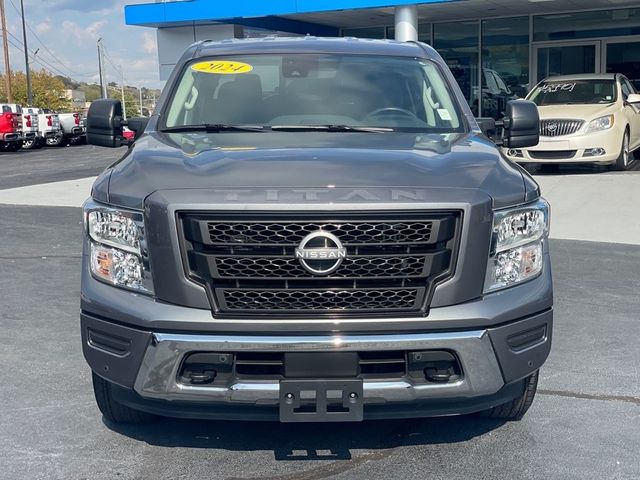 2024 Nissan Titan SV