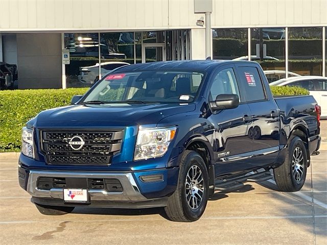 2024 Nissan Titan SV