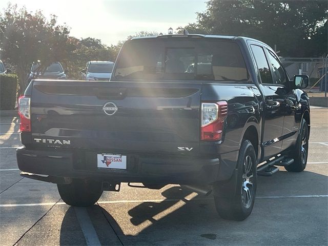 2024 Nissan Titan SV