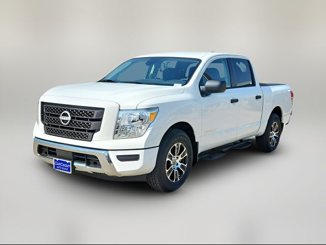 2024 Nissan Titan SV