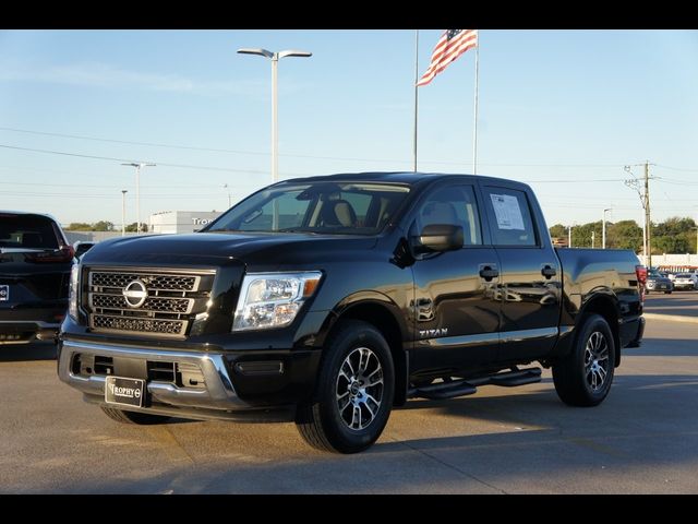 2024 Nissan Titan SV