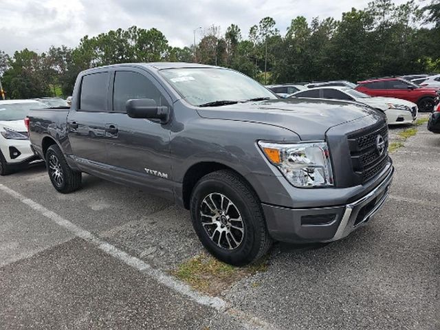 2024 Nissan Titan SV