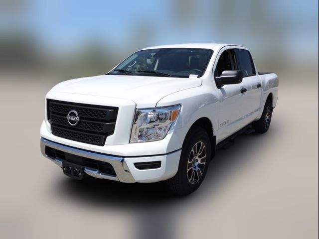 2024 Nissan Titan SV